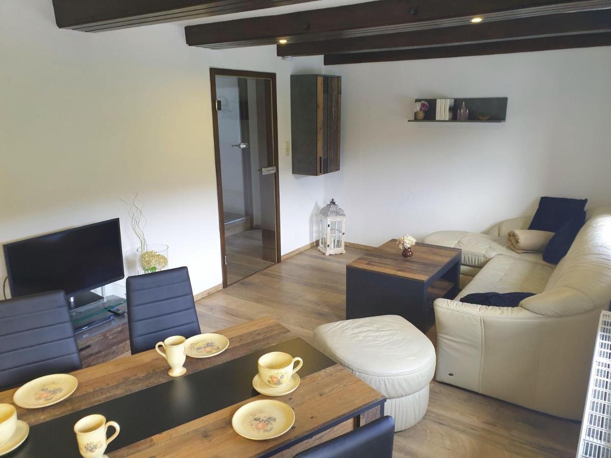 Saechsische-Schweiz-Ferienhaus-Wohnung-2-Mit-Hervorragendem-Panoramablick-Ueber-Das-Elbtal Königstein Esterno foto